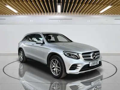 Usado Mercedes GLC220 AMG line 170 HP (125 kW) 2018 Prateado SUV