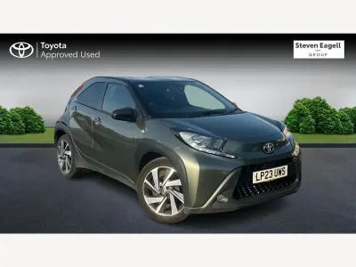 Used Toyota Aygo X 72 HP (52 kW) 2023 Green SUV