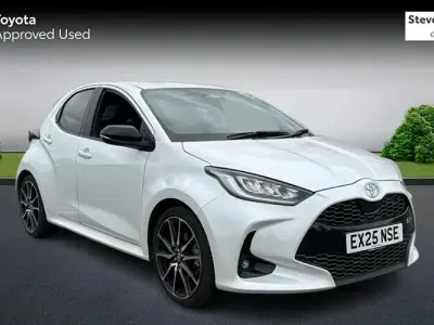 Used Toyota Yaris Sport 131 HP (96 kW) 2025 White Hatchback
