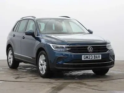 Używany VW Tiguan Life 150 KM (110 kW) 2023 Niebieski SUV