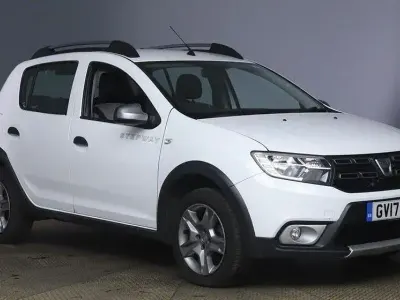 Second-hand Dacia Sandero Lauréate 2017 Alb Hatchback