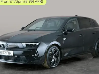 Used Vauxhall Astra GS Line 131 HP (96 kW) 2022 Black Hatchback