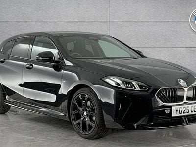 Begagnad BMW 120 M Sport 168 HK (123 kW) 2025 Svart Halvkombi