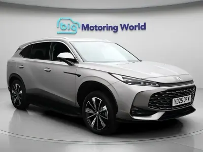 Usado MG HS 2025 Plateado SUV