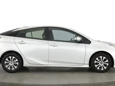 Used Toyota Prius Business Edition 122 HP (89 kW) 2021 Silver Hatchback