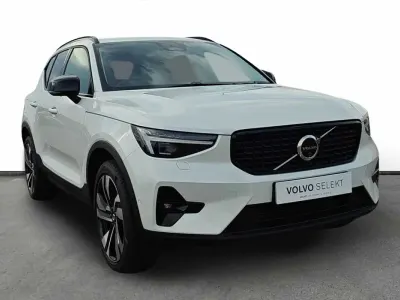 Used Volvo XC40 Ultra 194 HP (142 kW) 2025 White SUV