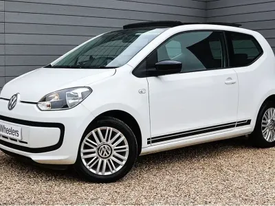 Used VW up! 2016 White Hatchback