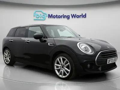 Usado Mini Cooper Clubman Sport 136 CV (100 kW) 2021 Negro Familiar