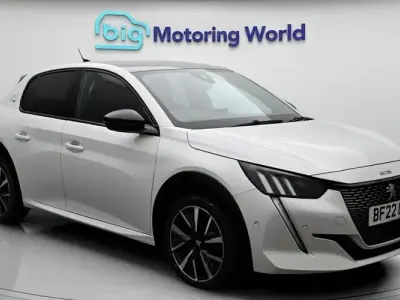 Usado Peugeot 208 GT 102 HP (75 kW) 2022 Branco Citadino