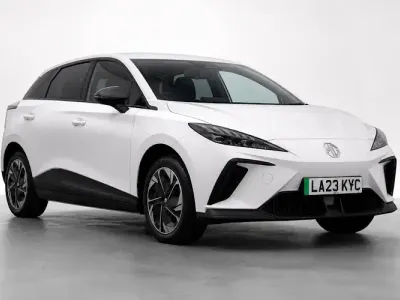 Używany MG MG4 EV SE 150 kW (204 KM) 2024 Hatchback