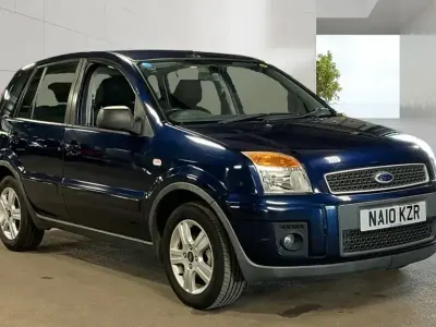 Used Ford Fusion Zetec 68 HP (50 kW) 2010 Blue Hatchback