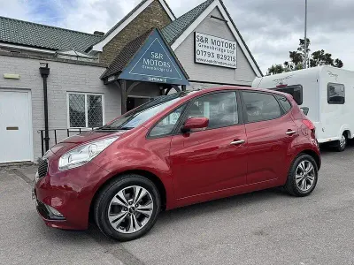 Used Kia Venga 123 HP (90 kW) 2016 Red Hatchback