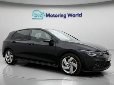 Używany VW Golf VIII GTE 245 KM (180 kW) 2023 Czarny Hatchback