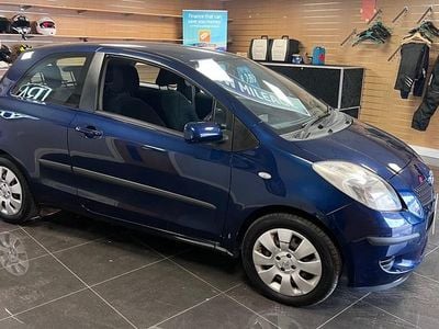 Used Toyota Yaris T3 69 HP (50 kW) 2007 Blue Hatchback