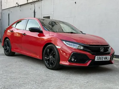 Used Honda Civic EX 126 HP (92 kW) 2020 Red Hatchback