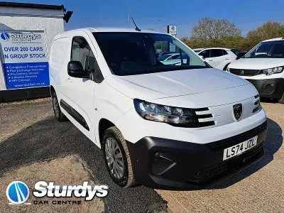 Used Peugeot Partner 101 HP (74 kW) 2024 White MPV