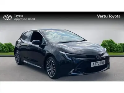 Gebraucht Toyota Corolla Design 138 PS (101 kW) 2023 Schwarz Kleinwagen