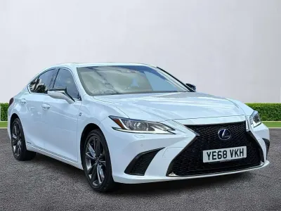 Used Lexus ES300H Sport Line 218 HP (160 kW) 2019 White Sedan
