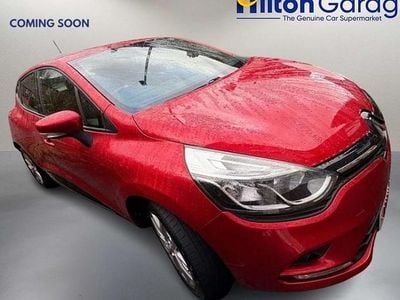 Used Renault Clio IV Dynamique 90 HP (66 kW) 2017 Red Hatchback
