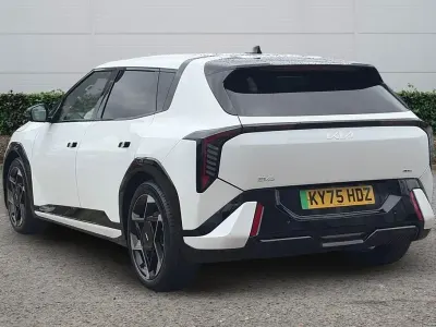 Begagnad Kia EV4 GT-Line 150 kW (204 HK) 2025 Halvkombi