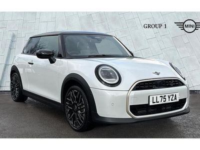 Used Mini Cooper Exclusive 114 kW (156 HP) 2026 Nanuq white Hatchback