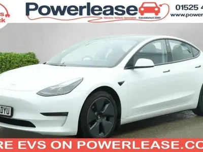 Używany Tesla Model 3 Long Range AWD 254 kW (346 KM) 2021 Biały Sedan/Limuzyna