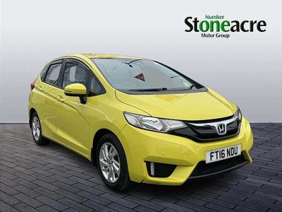 Used Honda Jazz SE 101 HP (74 kW) 2016 Yellow Hatchback