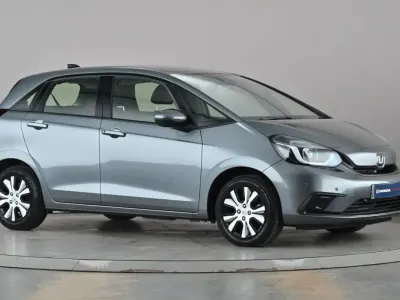 Używany Honda Jazz Hybrid 109 KM (80 kW) 2022 Szary Hatchback