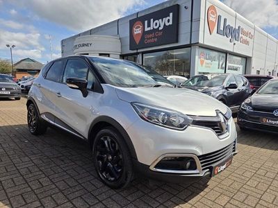 Used Renault Captur Dynamique 90 HP (66 kW) 2016 Silver/black SUV