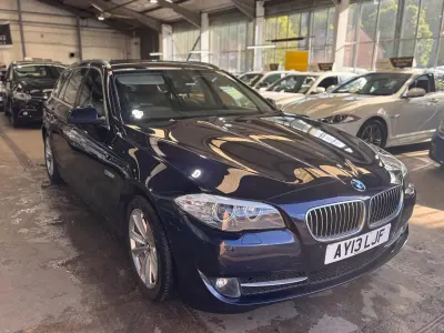 Używany BMW 520 Impressive 2013 Niebieski Kombi