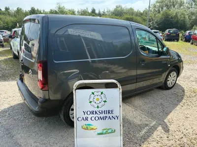 Used Citroën Berlingo 75 HP (55 kW) 2017 Grey MPV