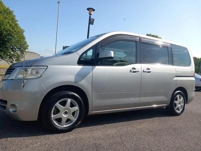 Used Nissan Serena 2006 White MPV