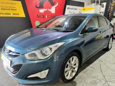Käytetty Hyundai i40 Style 136 HP (100 kW) 2013 Sininen Sedan