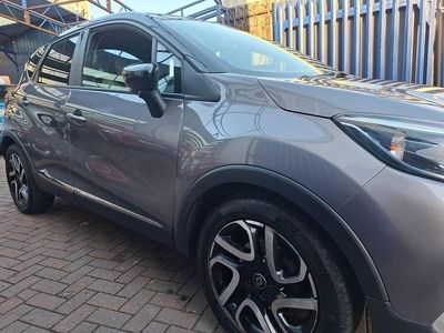 Used Renault Captur Iconic 2019 Grey SUV
