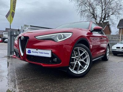 Used Alfa Romeo Stelvio 210 HP (154 kW) 2018 Red SUV