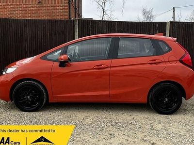 Used Honda Jazz SE 102 HP (75 kW) 2017 Orange Hatchback