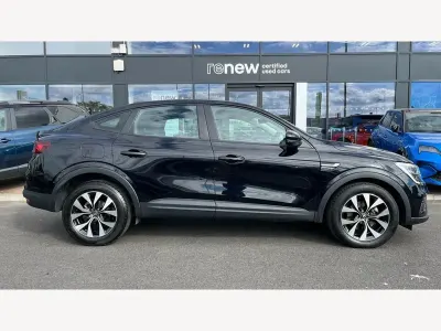 Usado Renault Arkana Iconic 142 CV (104 kW) 2022 Negro SUV