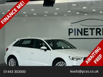 Used Audi A3 Sportback Business 116 HP (85 kW) 2018 White Hatchback