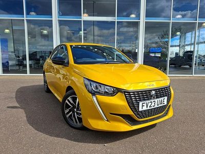 Used Peugeot 208 Allure+ 99 HP (72 kW) 2023 Yellow Hatchback