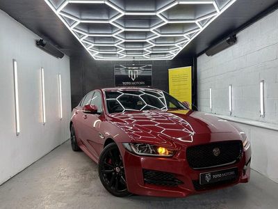 Used Jaguar XE R-Sport 200 HP (147 kW) 2017 Red Sedan