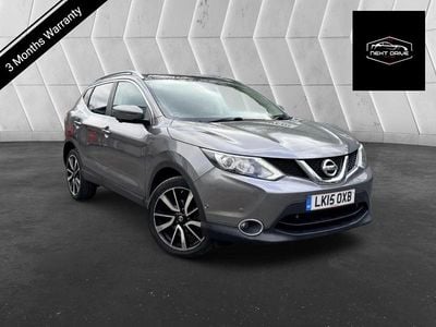 Used Nissan Qashqai Tekna 110 HP (80 kW) 2015 Grey SUV