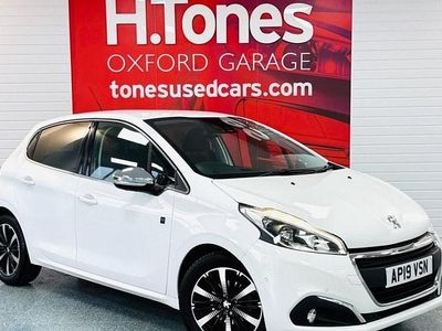 White Used 2019 Peugeot 208 S Hatchback | £11,995 (Fair price)