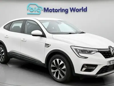Used Renault Arkana Iconic 150 HP (110 kW) 2022 White SUV