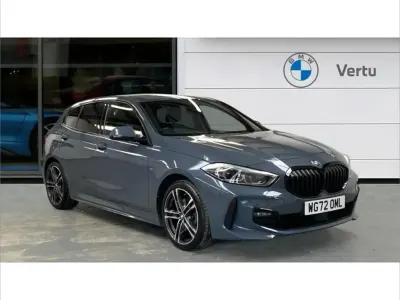 Używany BMW 118 M Sport 136 KM (100 kW) 2022 Szary Hatchback