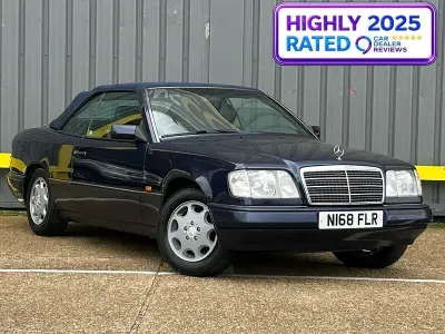 Used Mercedes E220 1995 Blue Sedan
