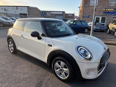 Usado Mini Cooper D Hatch 2018 Blanco Utilitario