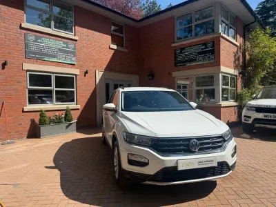 Usado VW T-Roc SE 115 HP (84 kW) 2018 Branco SUV