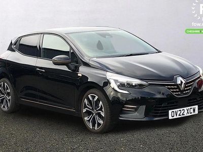 Used Renault Clio V Version S 140 HP (102 kW) 2022 Black Hatchback