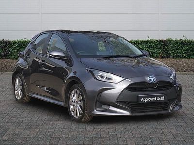 Second-hand Toyota Yaris Hybrid 2023 Gri Hatchback