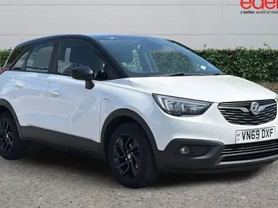 Used Vauxhall Crossland X S 110 HP (80 kW) 2019 White SUV